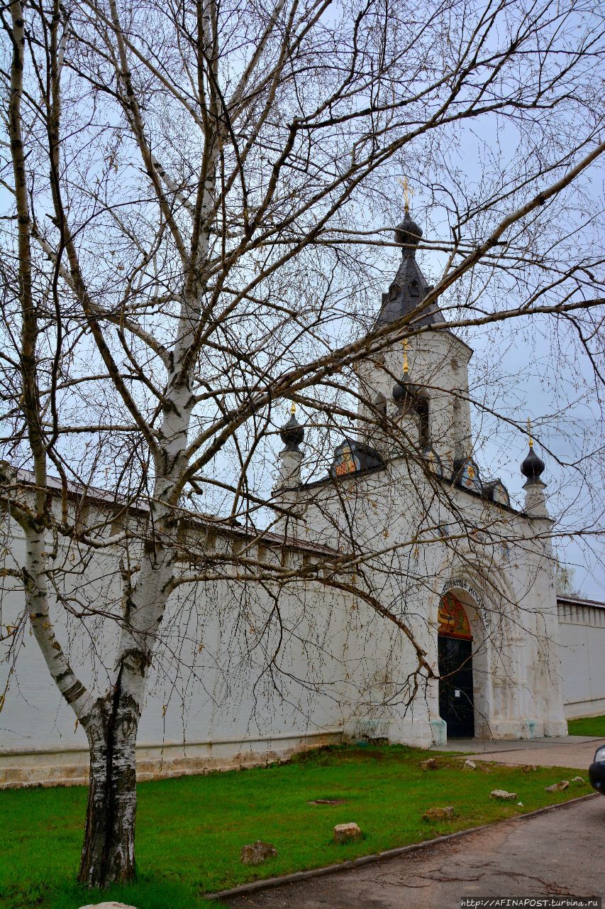 Свято-Успенский монастырь Старица, Россия