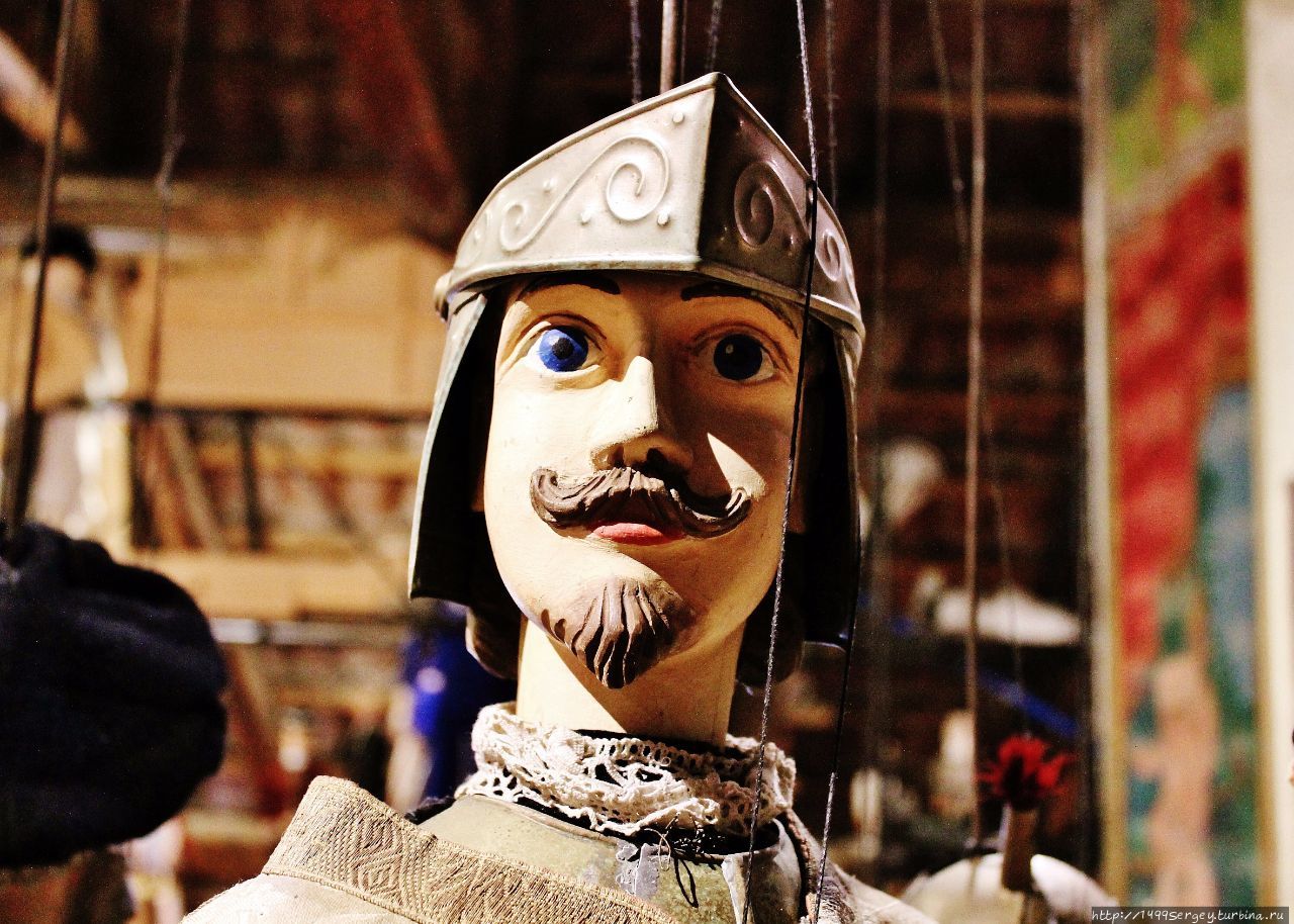 Однажды в музее марионеток, когда в нём не было посетителей Чешский Крумлов, Чехия