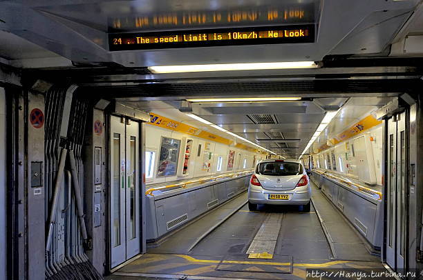 Евротоннель. Фото из интернета Кале, Франция