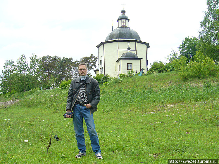 Воскресенская церковь в В