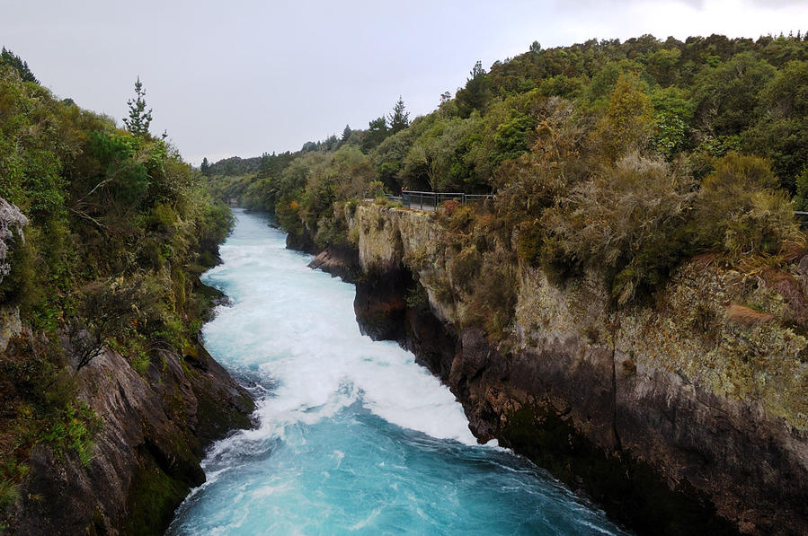 Водопад Huka Falls Таупо, Новая Зеландия