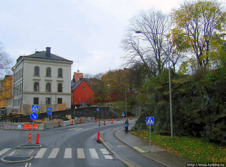 Остров Södermalm. Здесь вам обязательно расскажут, что где-то на этих улочках родилась Грета Гарбо. Стокгольм, Швеция