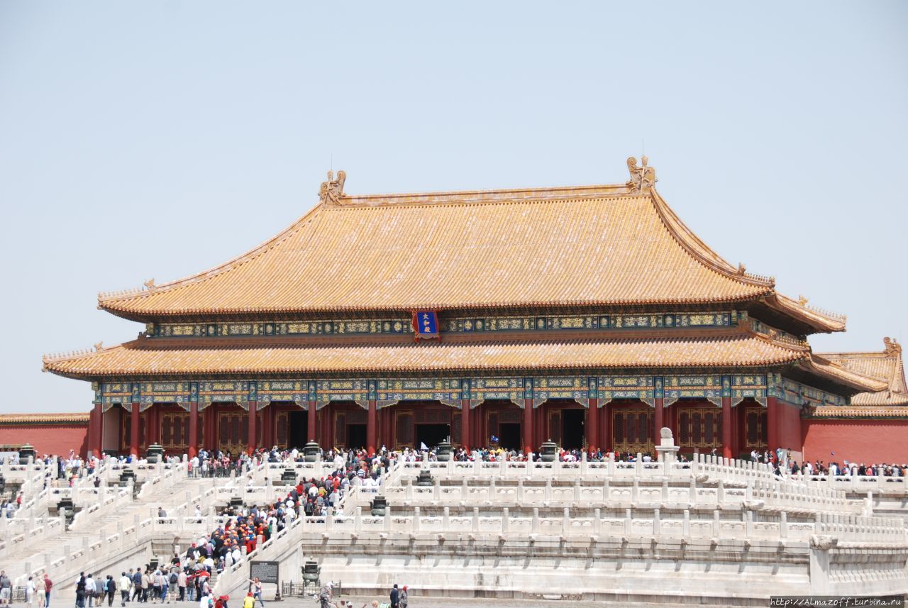 Императорские дворцы династий мин и Цин в Пекине– Запретный город