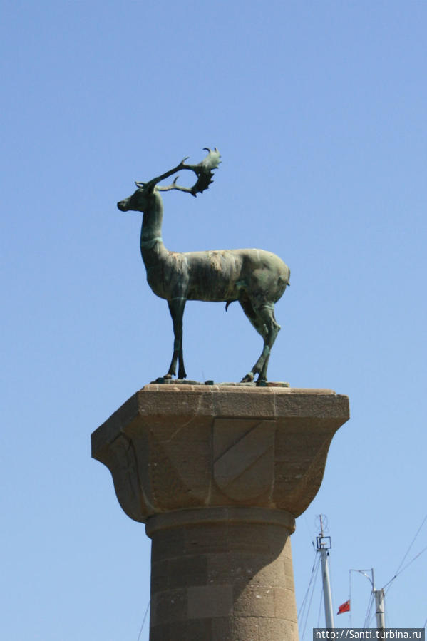 Олень и Олениха, статуи Родос, остров Родос, Греция