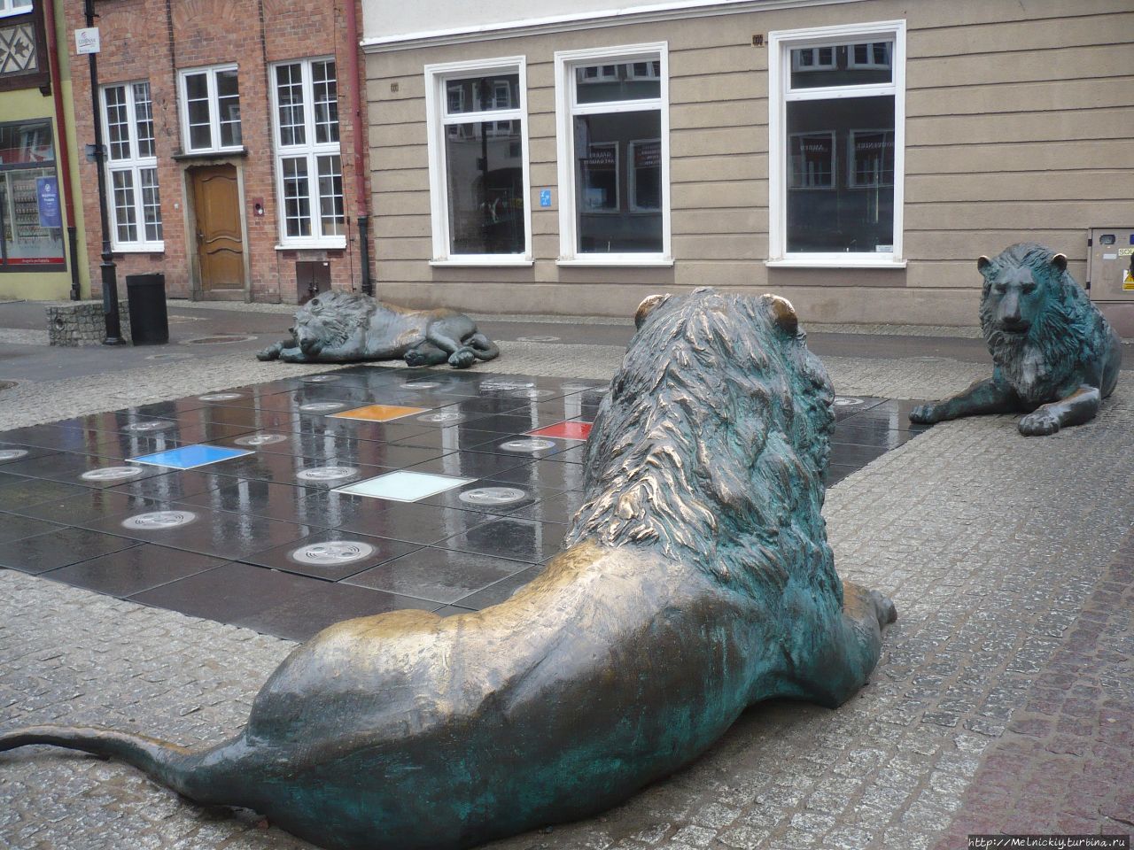 Фонтан четырех кварталов / Fountain of four quarters