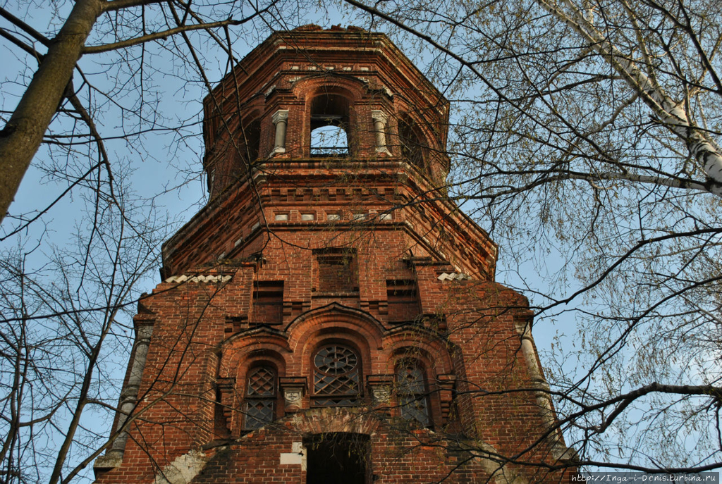 Колокольня Казанской церкви Алатырь, Россия