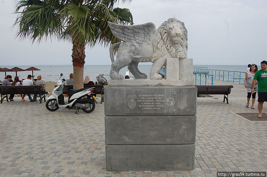 Венецианский лев Ларнака, Кипр