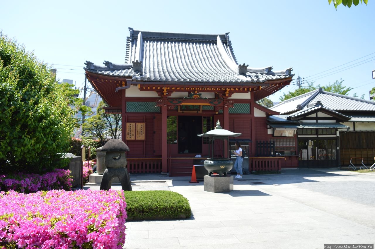 Awashimado Hall (конец 17 — начало 18 века) Токио, Япония