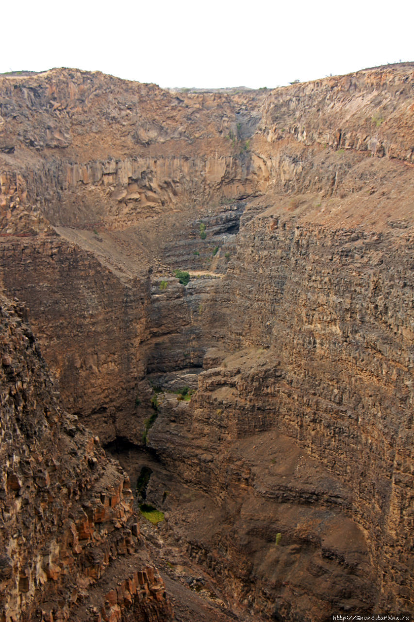 Canyon Dimbia — здесь начинается раскол Африки Каньон Димбия, Джибути