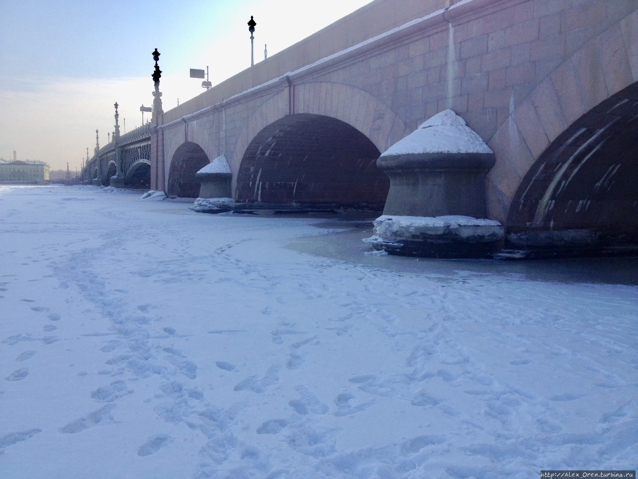 Яркий солнечный день Санкт-Петербург, Россия