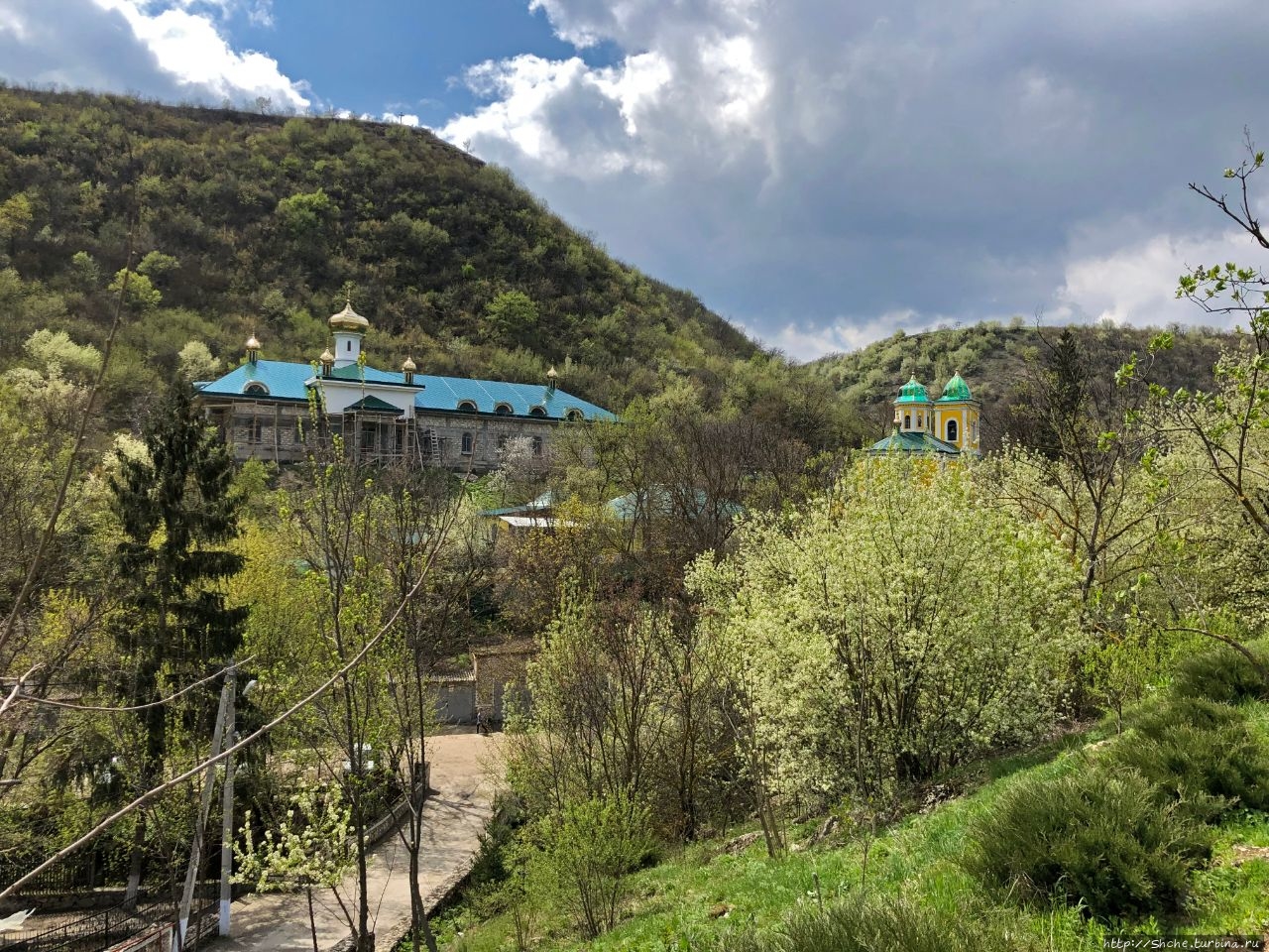 Свято-Троицкий Монастырь Сахарна Сахарна, Молдова