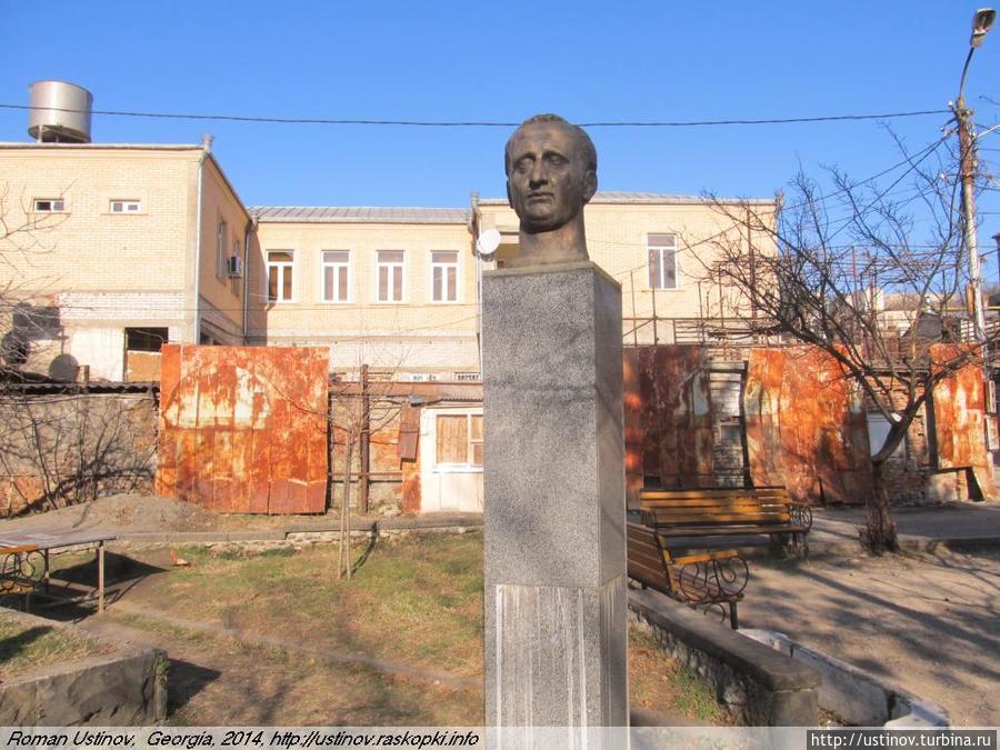 Это не Одесса, не отец Ростов, это Кутаиси — городок воров! Кутаиси, Грузия