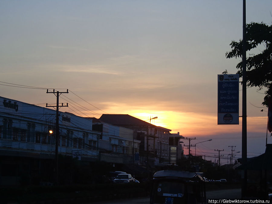 Город Паксе Паксе, Лаос