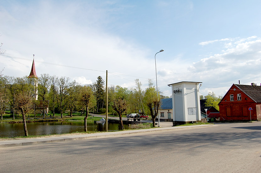 В центре города Сууре-Яани, Эстония