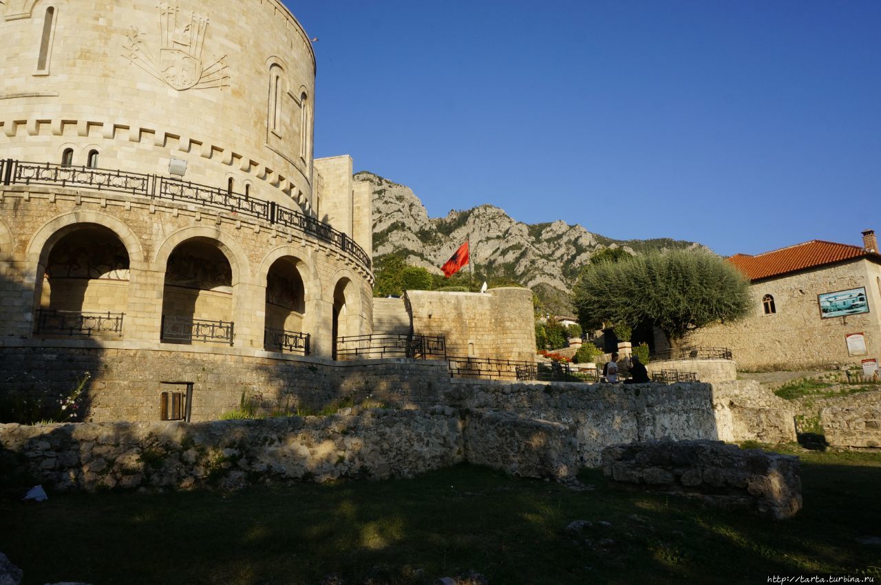 Круя — крепость — Скандербег Круя, Албания