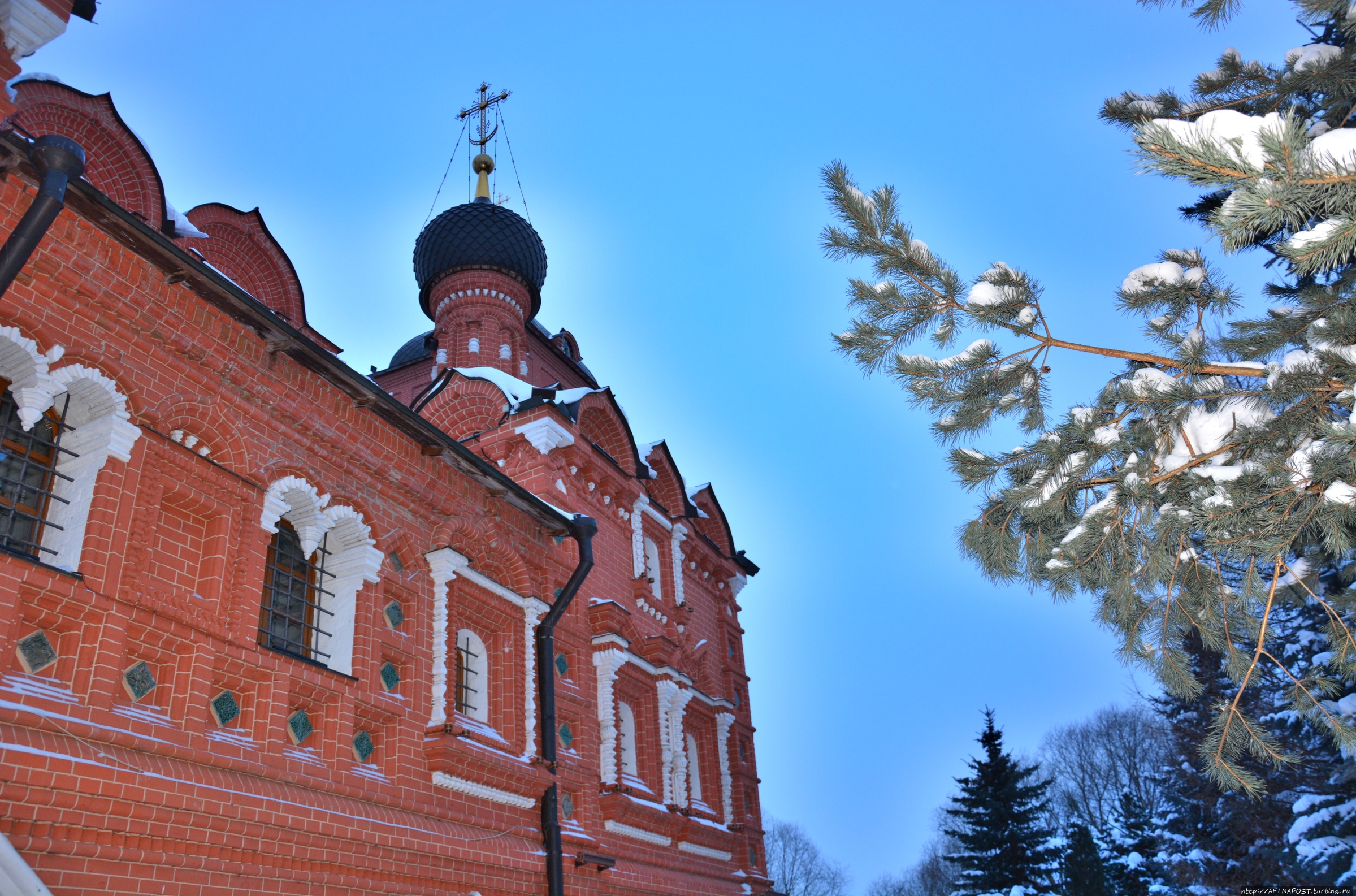 Подворье села марково. Село марково казанская церковь. Монастырь в марково раменский. Село марково казанская церковь. Село марково казанская церковь.