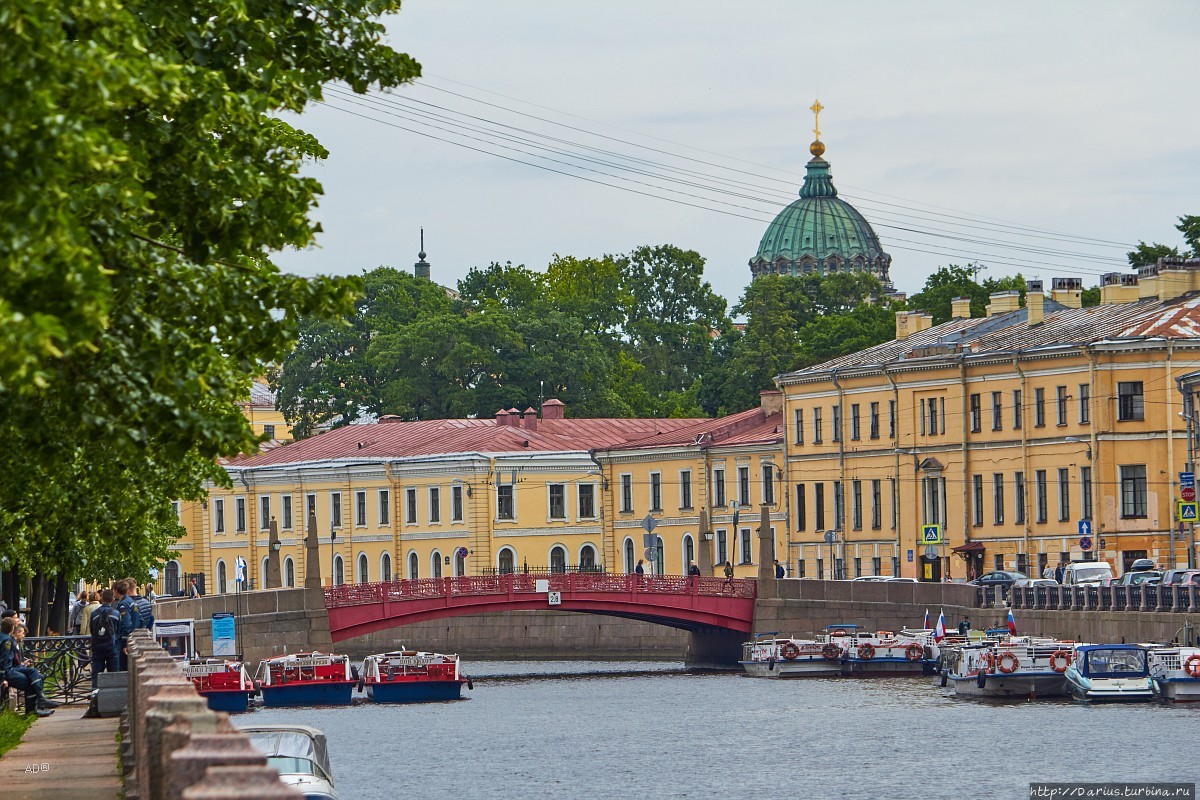 Прогулка по набережным Санкт-Петербурга Санкт-Петербург, Россия