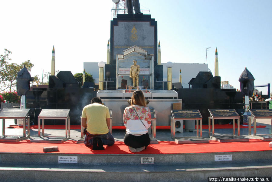 Памятник адмиралу Чумпхону Паттайя, Таиланд