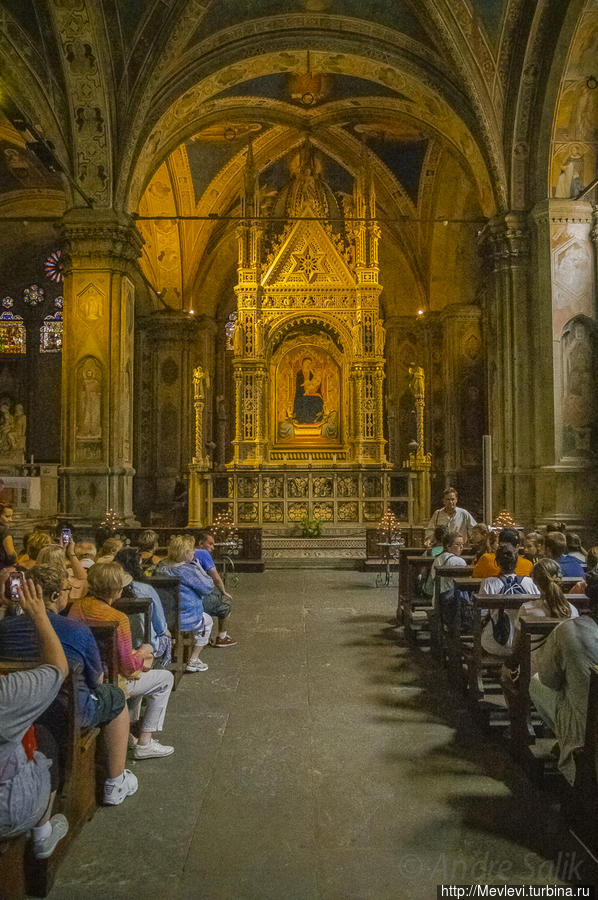 В Храме Флоренция, Италия