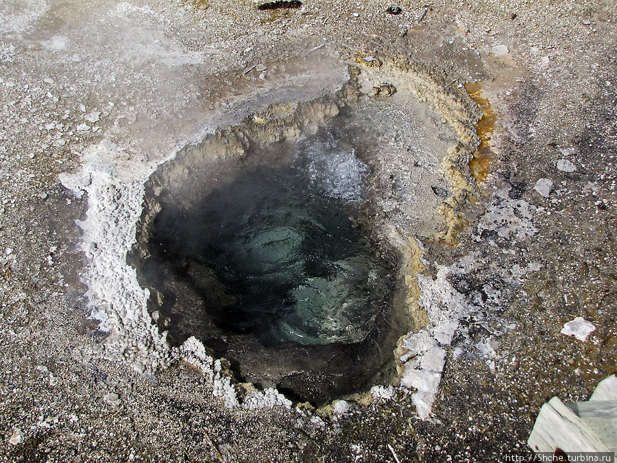 От гейзера к гейзеру. Возвращение на Geyser Hill Йеллоустоун Национальный Парк, CША