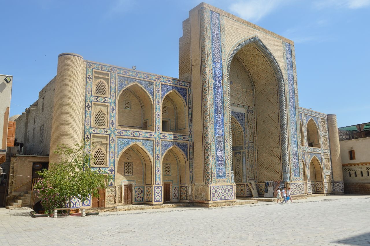 Медресе Улугбека Бухара, Узбекистан
