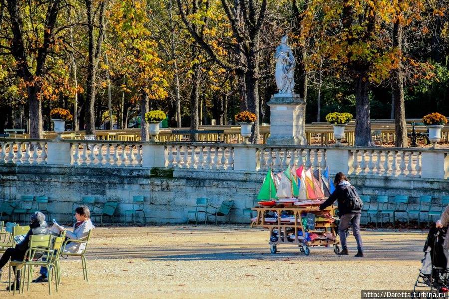 Есть у Люксембургского сада свой осенний шарм... Париж, Франция