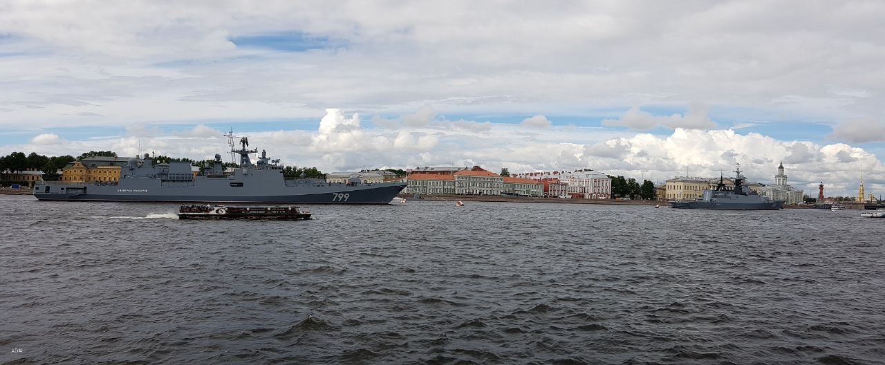Санкт-Петербург — Военные корабли Санкт-Петербург, Россия