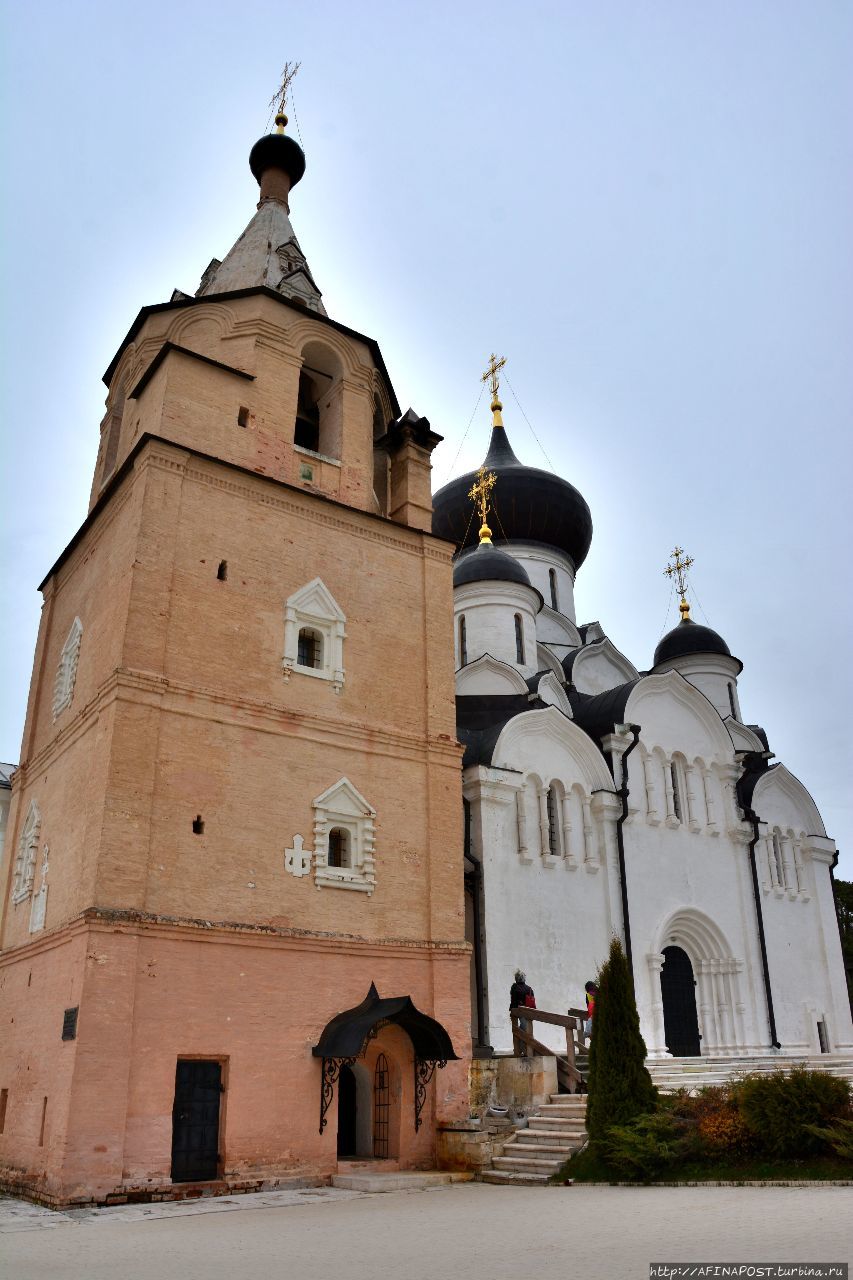 Свято-Успенский монастырь Старица, Россия