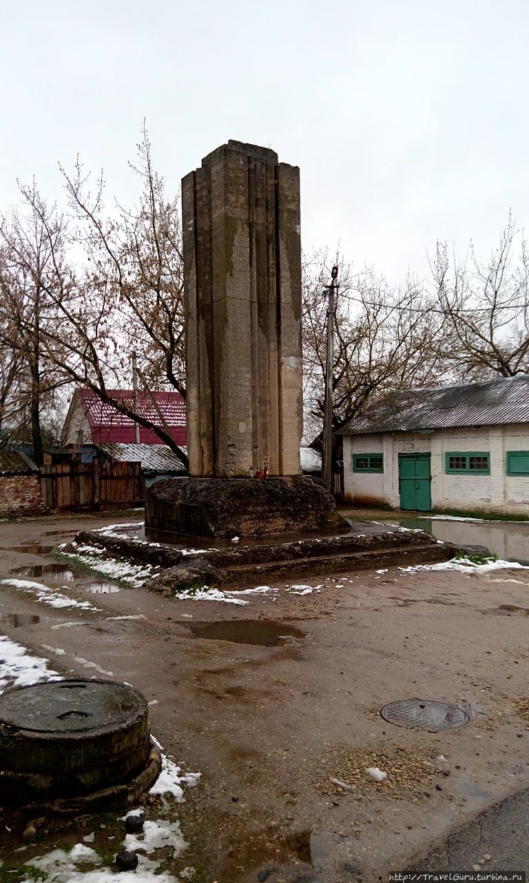 Памятник польским солдата