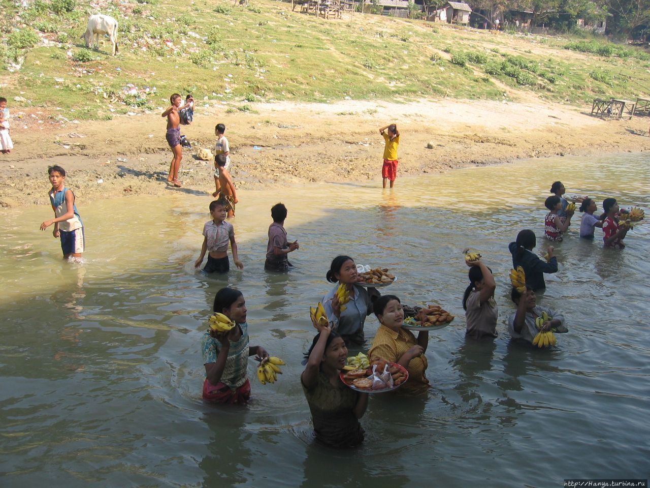 Река Иравади (Ayeyawady) Мандалай, Мьянма