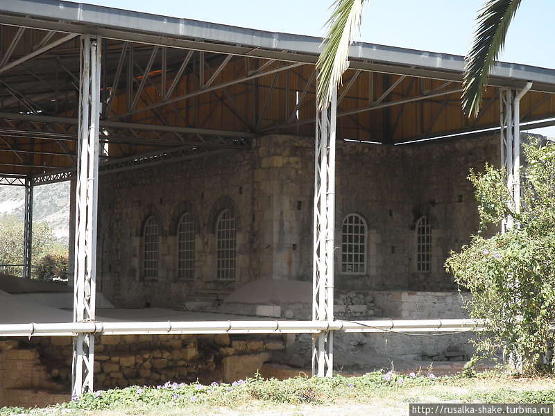 В храме Святого Николая — стыдно за... Демре, Турция