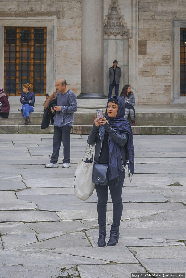 В Голубой Мечети Стамбул, Турция
