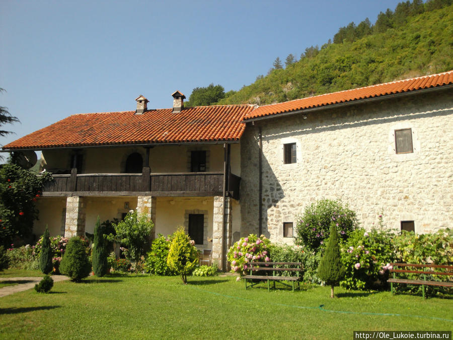 Внутренний двор монастыря Черногория