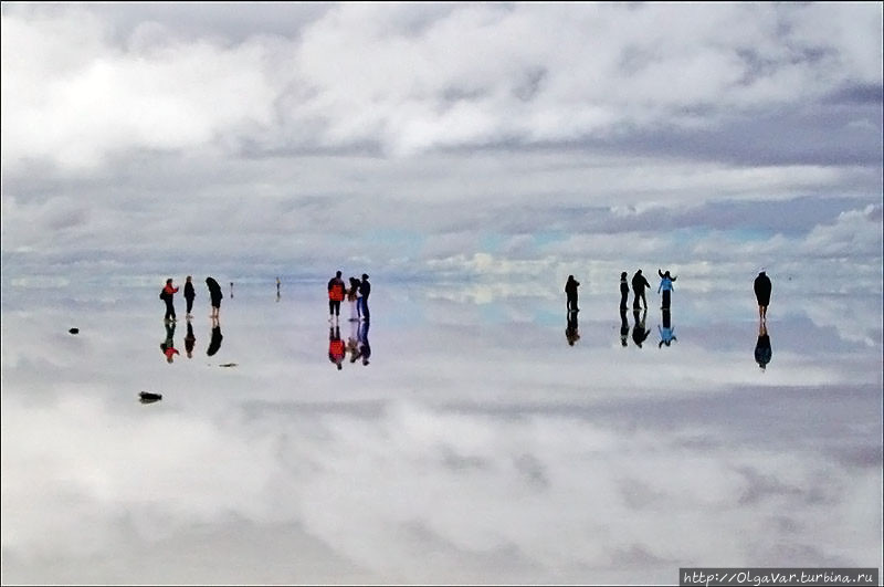 Когда весь мир вверх ногами Уюни, Боливия