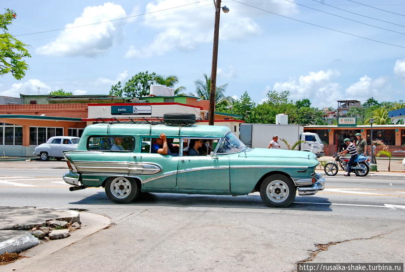 Кубинский автопарк, размышления на дороге Гавана, Куба