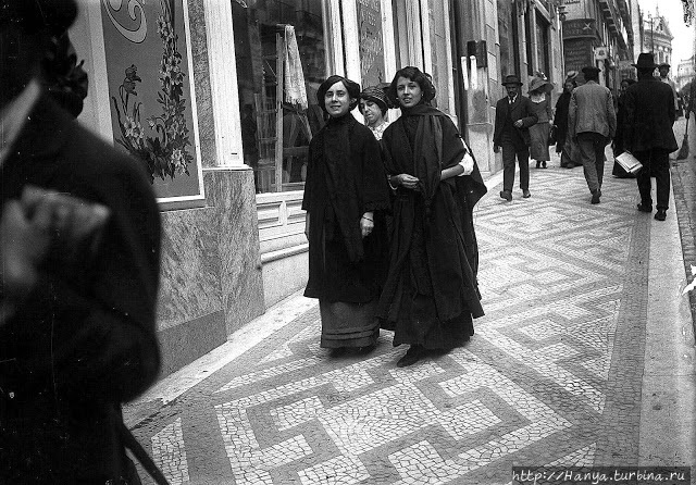 1912 г. Улица Рю Гарретт. Из интернета Лиссабон, Португалия