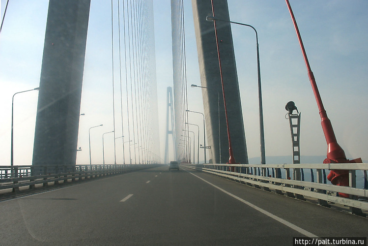 Мост  через пролив Босфор