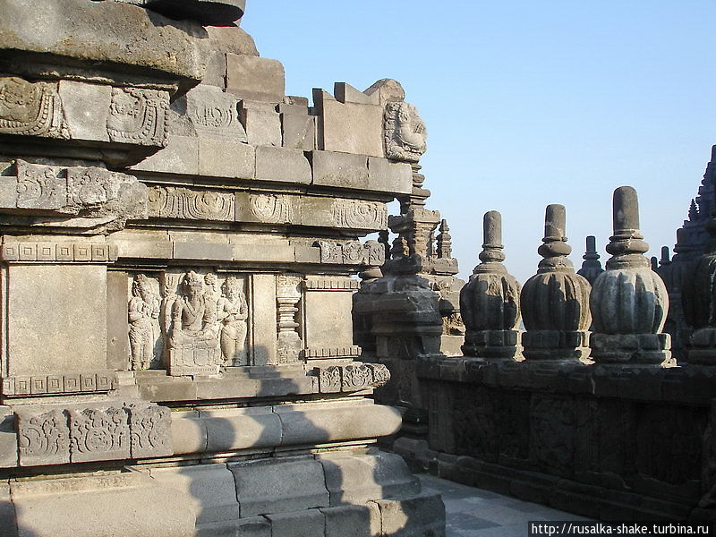 Храм посвященный Брахме Джокьякарта, Индонезия
