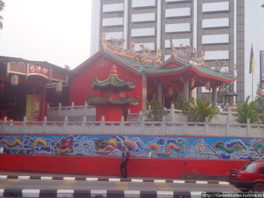 Китайский храм Туа Пек / Tua Pek Kong Temple