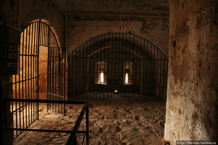 Музей узников подполья Акко, Израиль