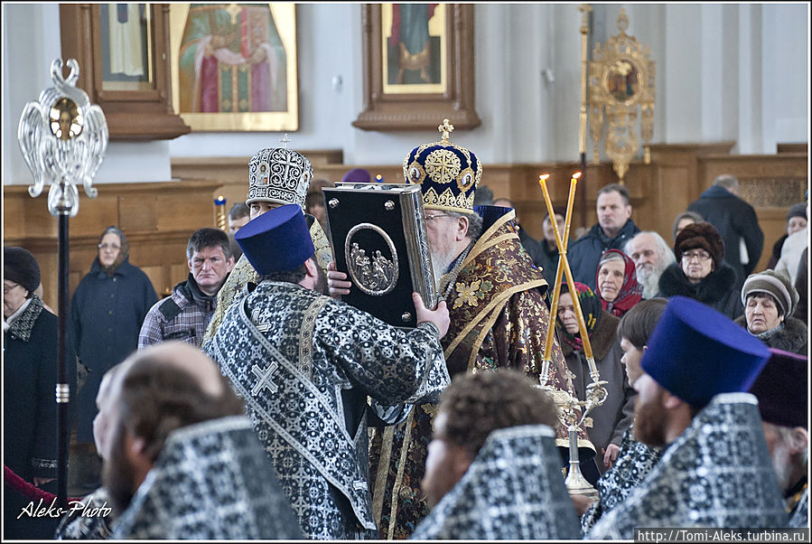 Два часа из жизни Храма Божьего (ч2) Воронеж, Россия