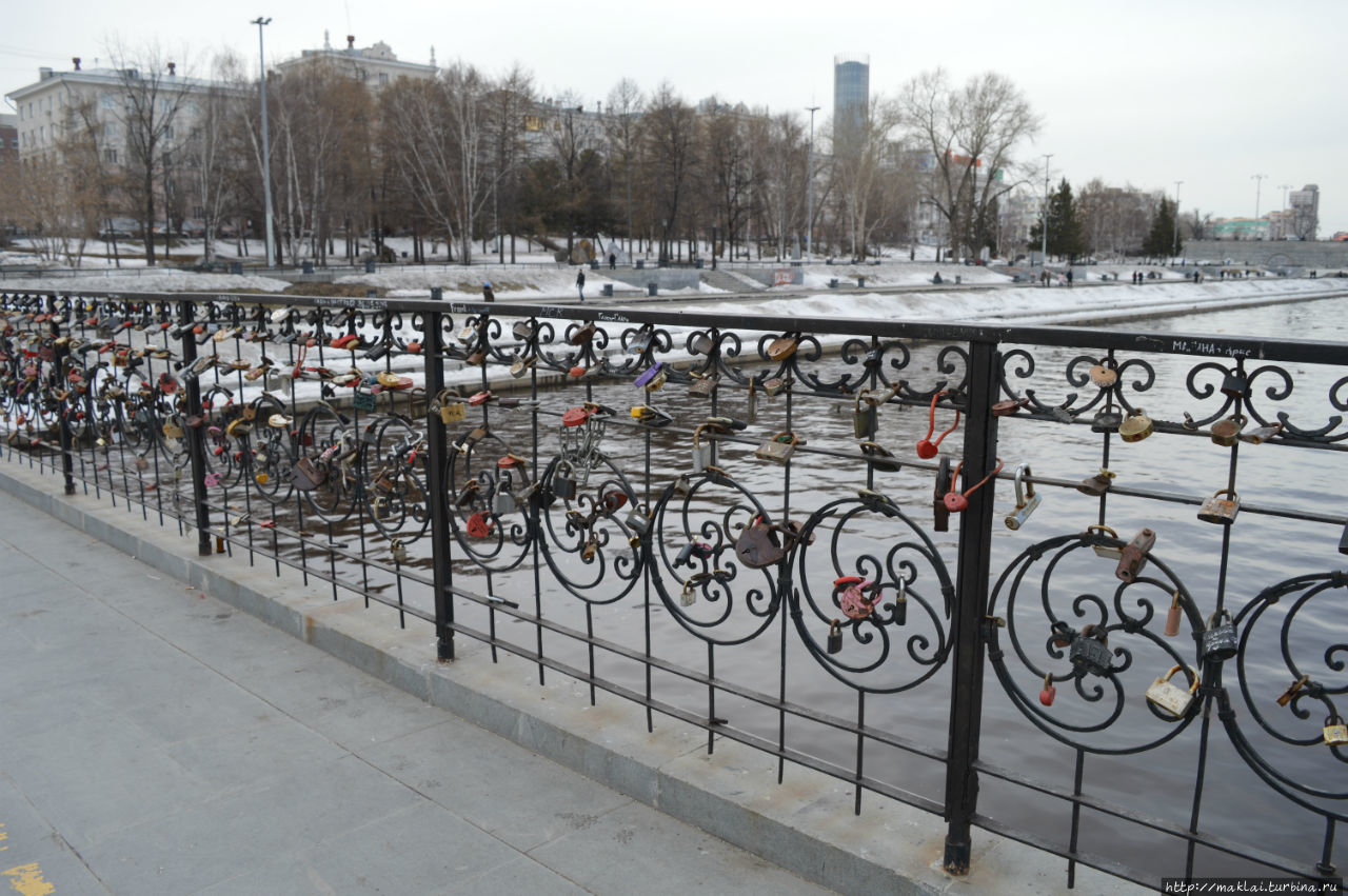 Мостик влюблённых Екатеринбург, Россия