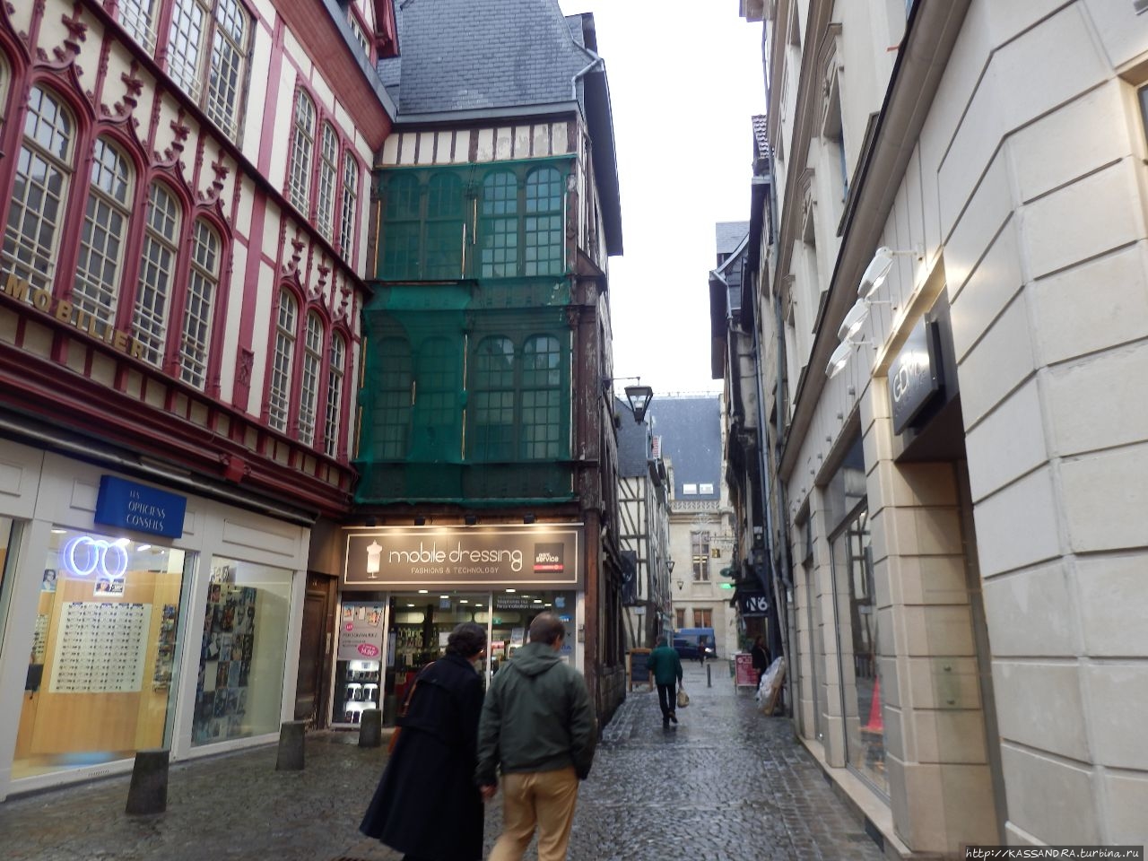 Память о Жанне д’Арк в Руане Руан, Франция