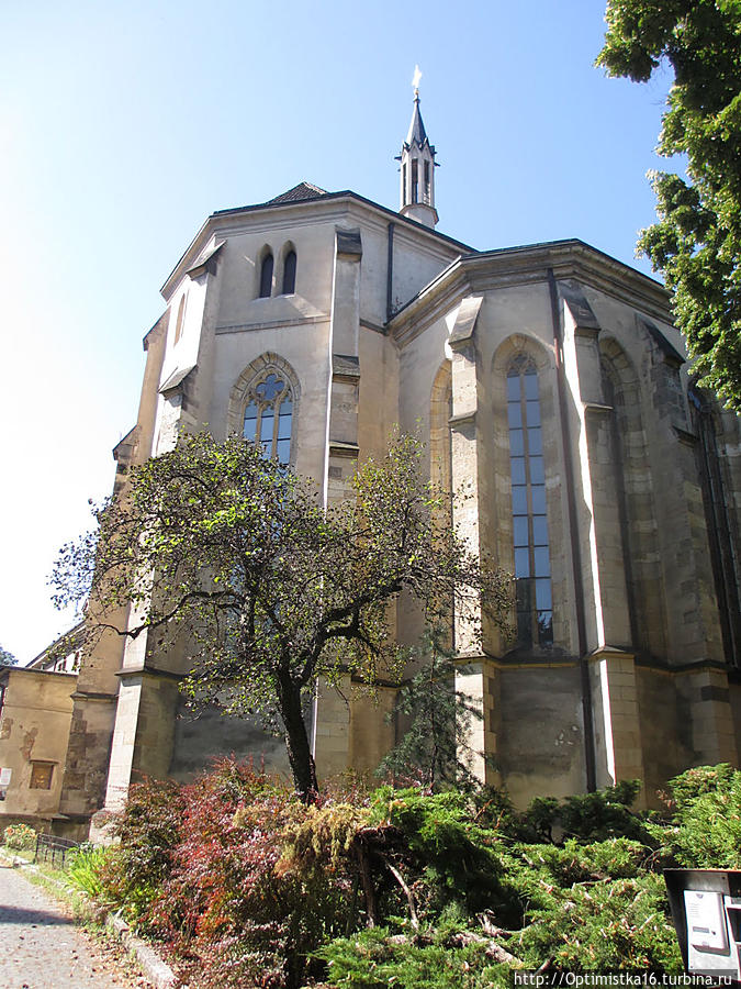 Бенедиктинский монастырь в Эмаузах Прага, Чехия
