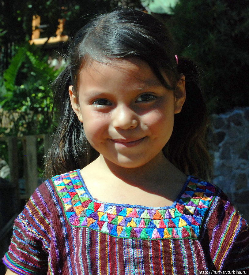 Девочка народности цутухиль Панахачель, Гватемала