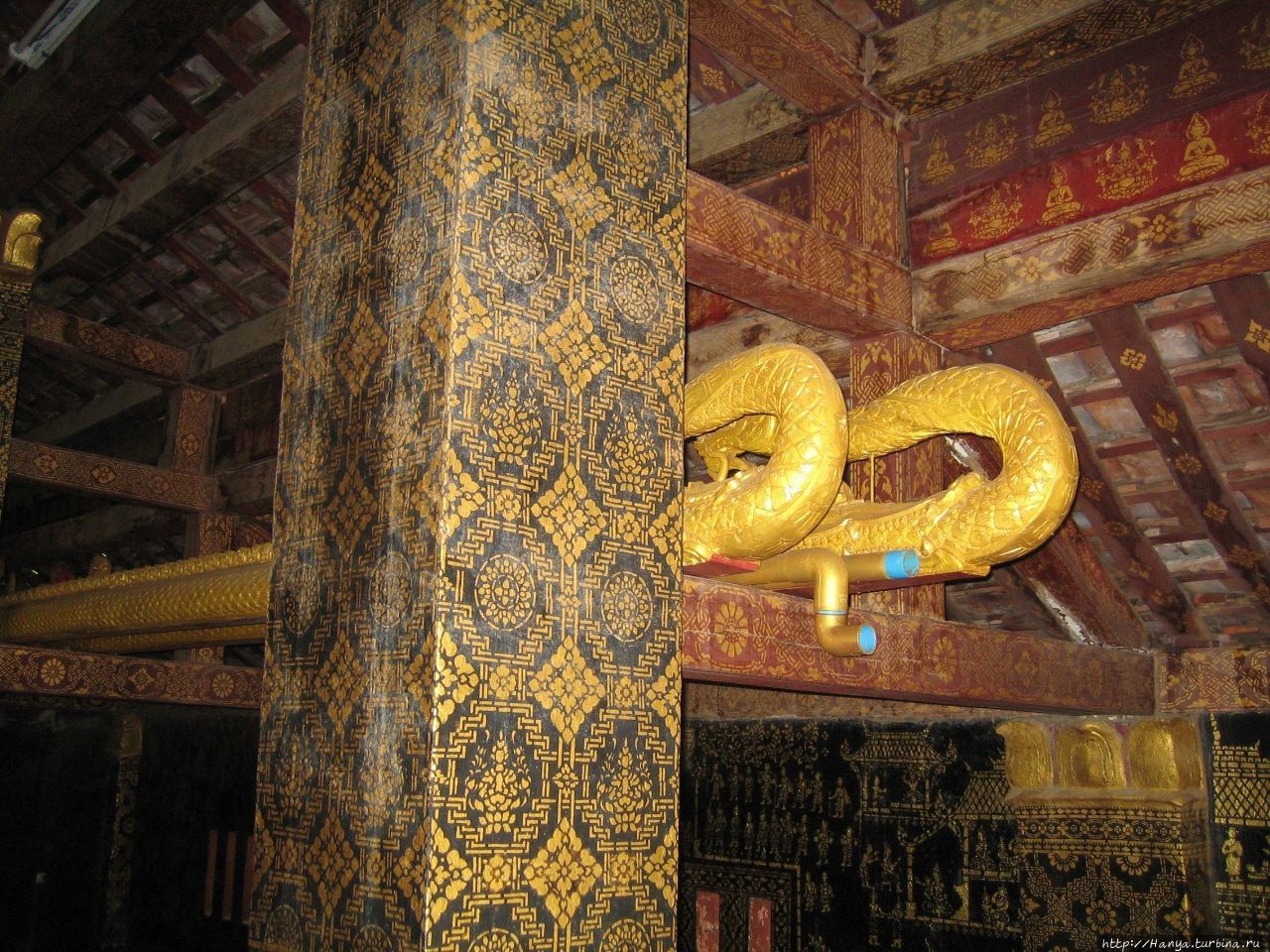 Сим монастыря Сиенгтхонг