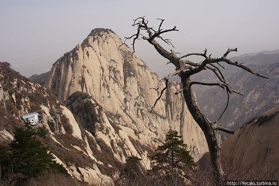 Священные горы Хуашань — запасайтесь здоровьем... Китай