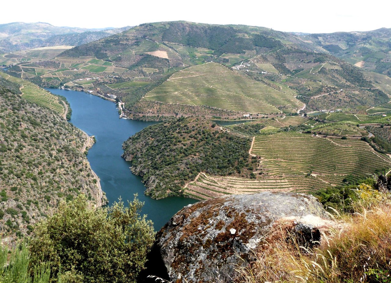 Мирадор Сан-Сальвадор-ду-Мундо / Miradouro de São Salvador do Mundo
