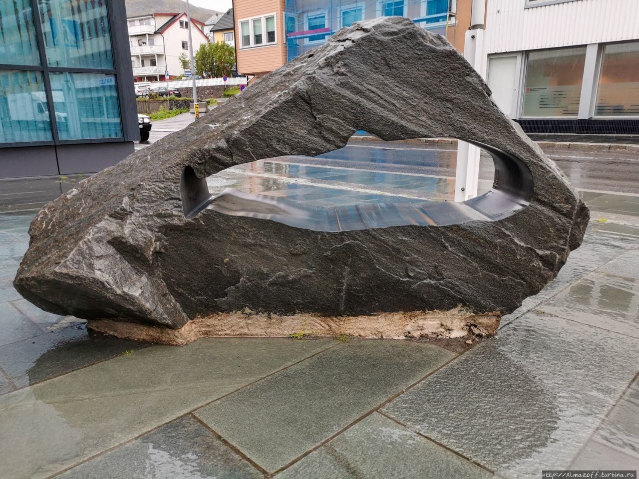 Монумент «Геодезическая дуга Струве» Хаммерфест, Норвегия