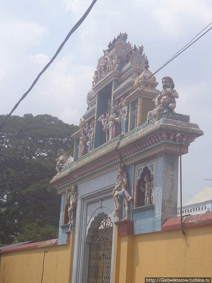 Индуистские храмы в районе Сентул Селантан Куала-Лумпур, Малайзия